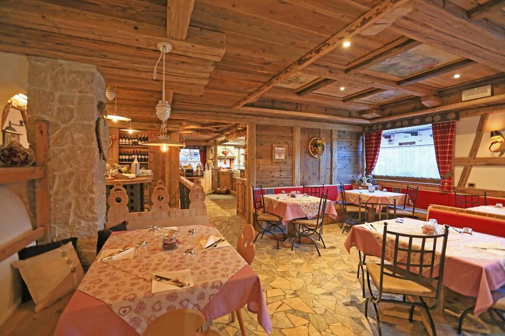 Garni Ladin Hotel Vigo di Fassa Exterior photo