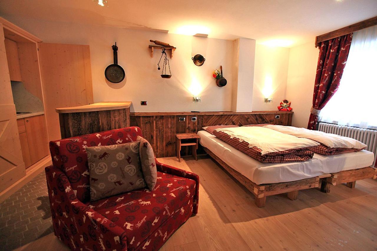 LADIN - private rooms in Vigo di Fassa (San Giovanni di Fassa)